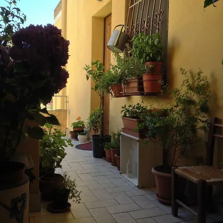 La Casetta Bed and Breakfast *